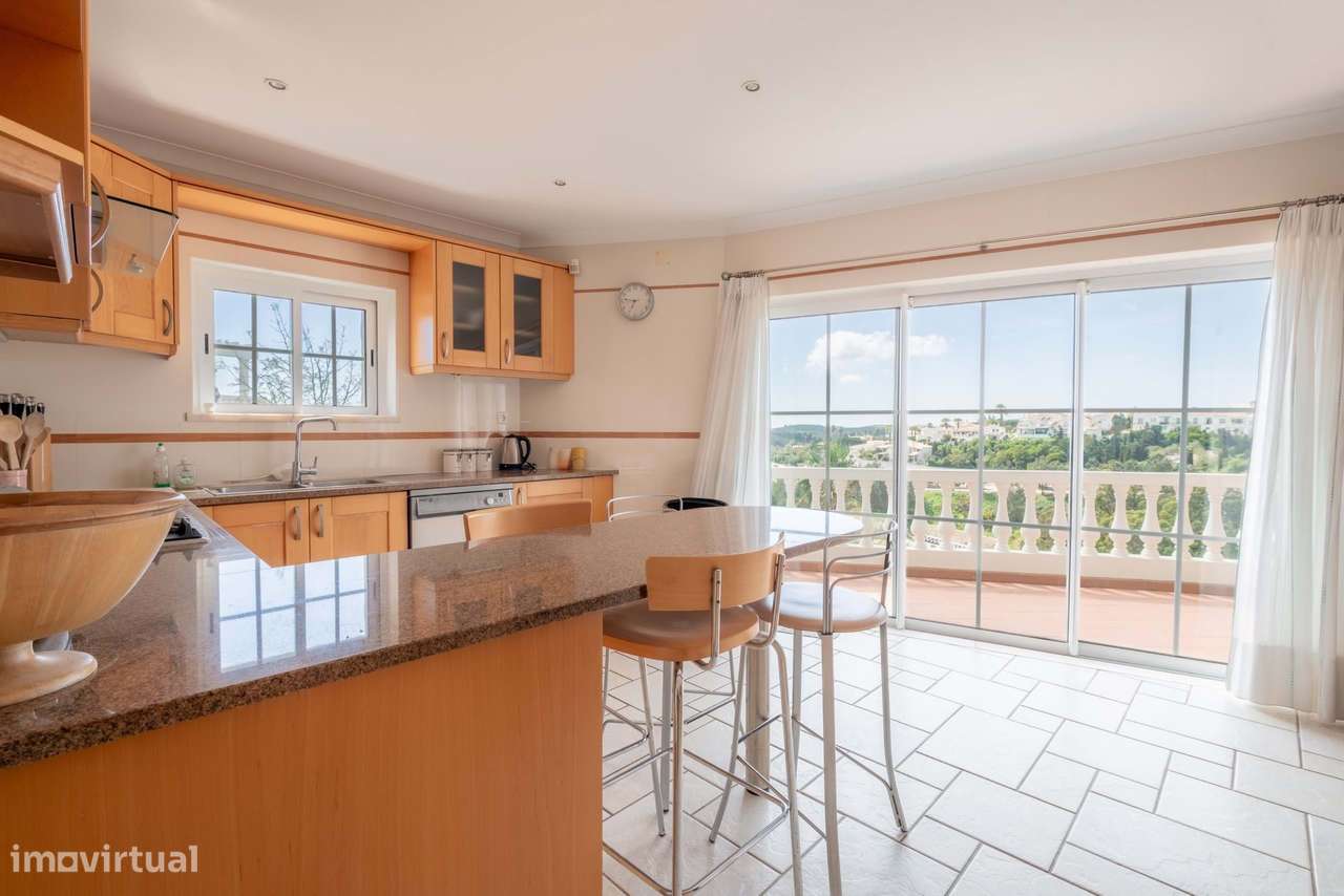 Grande propriedade de golfe com vistas panorâmicas-9