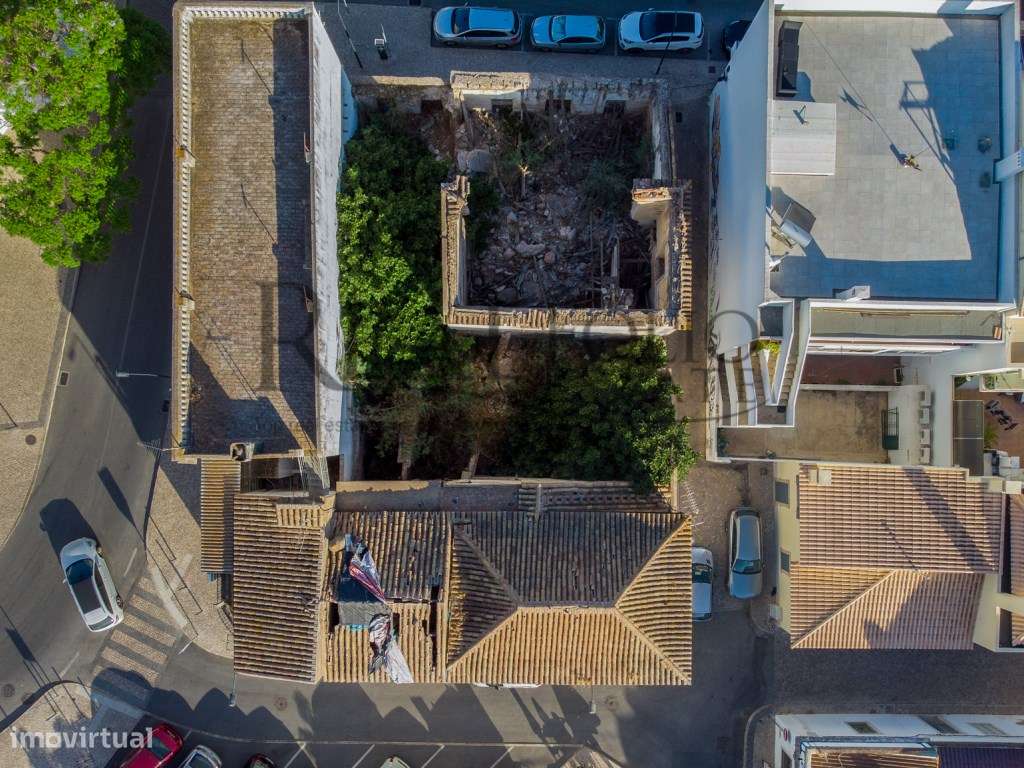 Prédio com Projecto Aprovado no Centro de Faro - Grande imagem: 3/26
