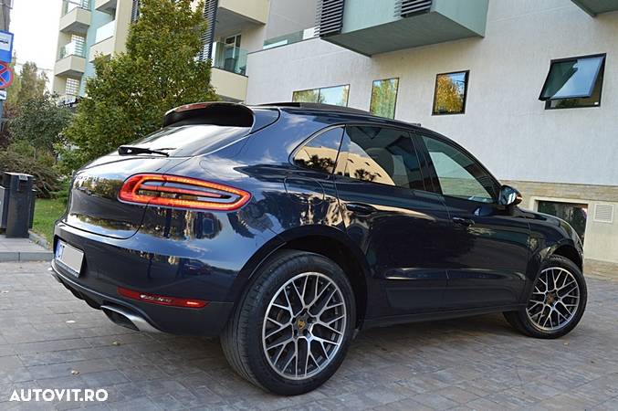 Porsche Macan Standard - 26