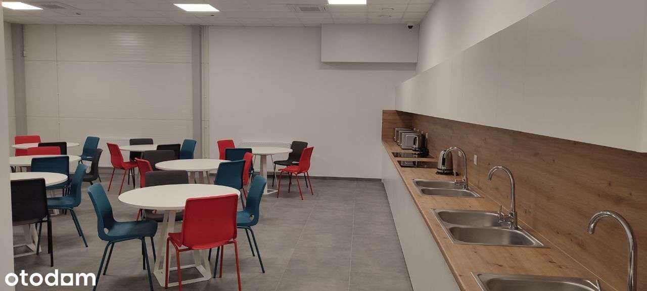 Hala w nowoczesnym Centrum Rozwoju - Pełny obrazek: 5/5