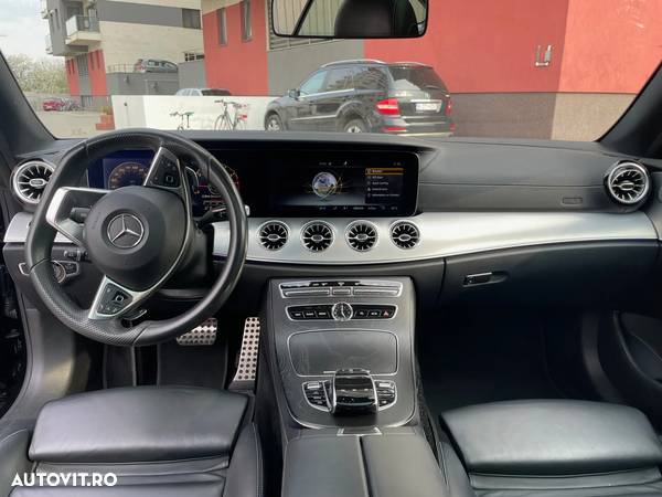 Mercedes-Benz E 300 Coupe 9G-TRONIC AMG Line - 12