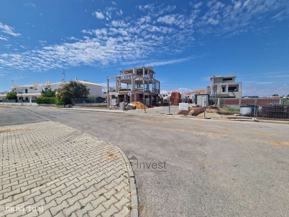 Lote Urbano para Moradia T4, junto ao Verdelago Resort, com PIP aprova-6