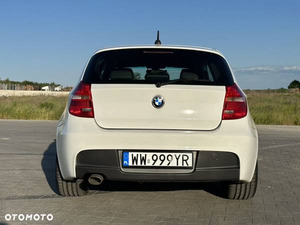 BMW Seria 1 120d - 11