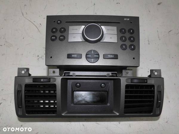 Opel Vectra C radio CD 13190853 - 1