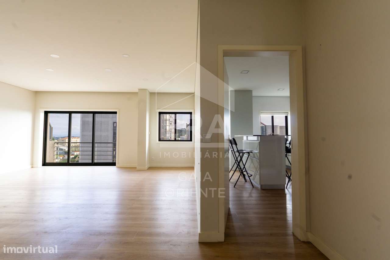 Duplex renovado com terraço e 3 suítes - Grande imagem: 5/60