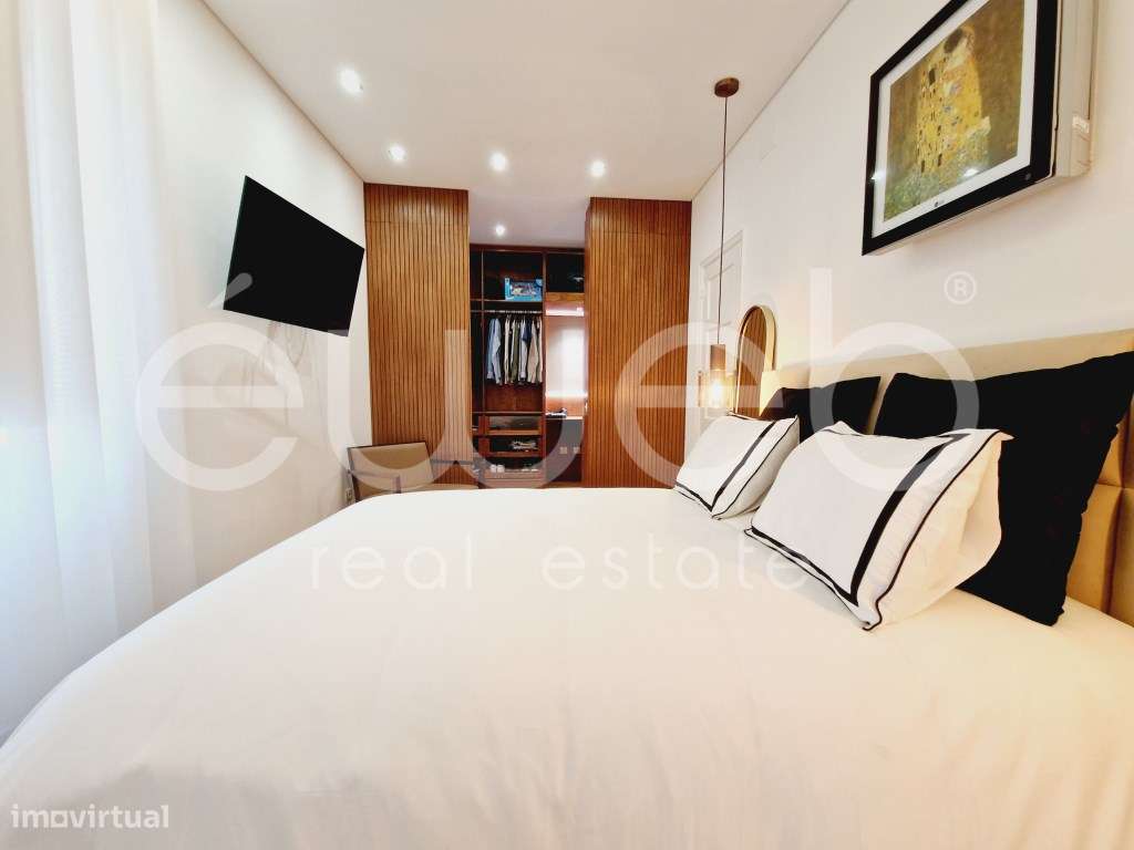 Penthouse T2 em plena Baixa de Setúbal-27