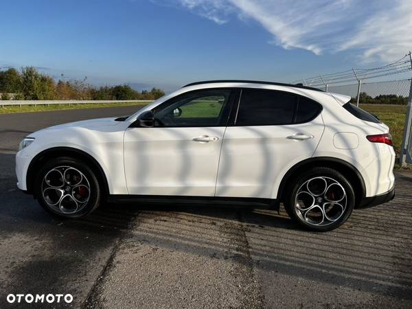 Alfa Romeo Stelvio 2.0 Turbo Veloce TI Q4 - 5