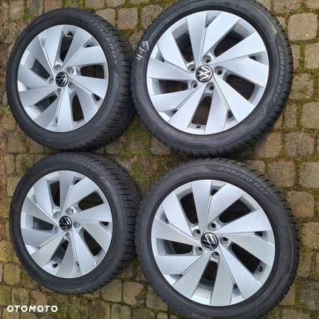 ZIMA KOŁA ORYGINAŁ VW GOLF GTI CADDY PASSAT TOURAN 205/50 R17 PIRELLI - 1