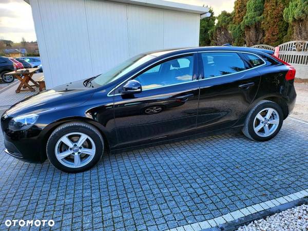 Volvo V40 D2 Drive-E R-Design Kinetic - 23