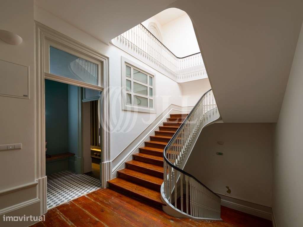 Apartamento T0, com varanda, em Cedofeita, Porto-7