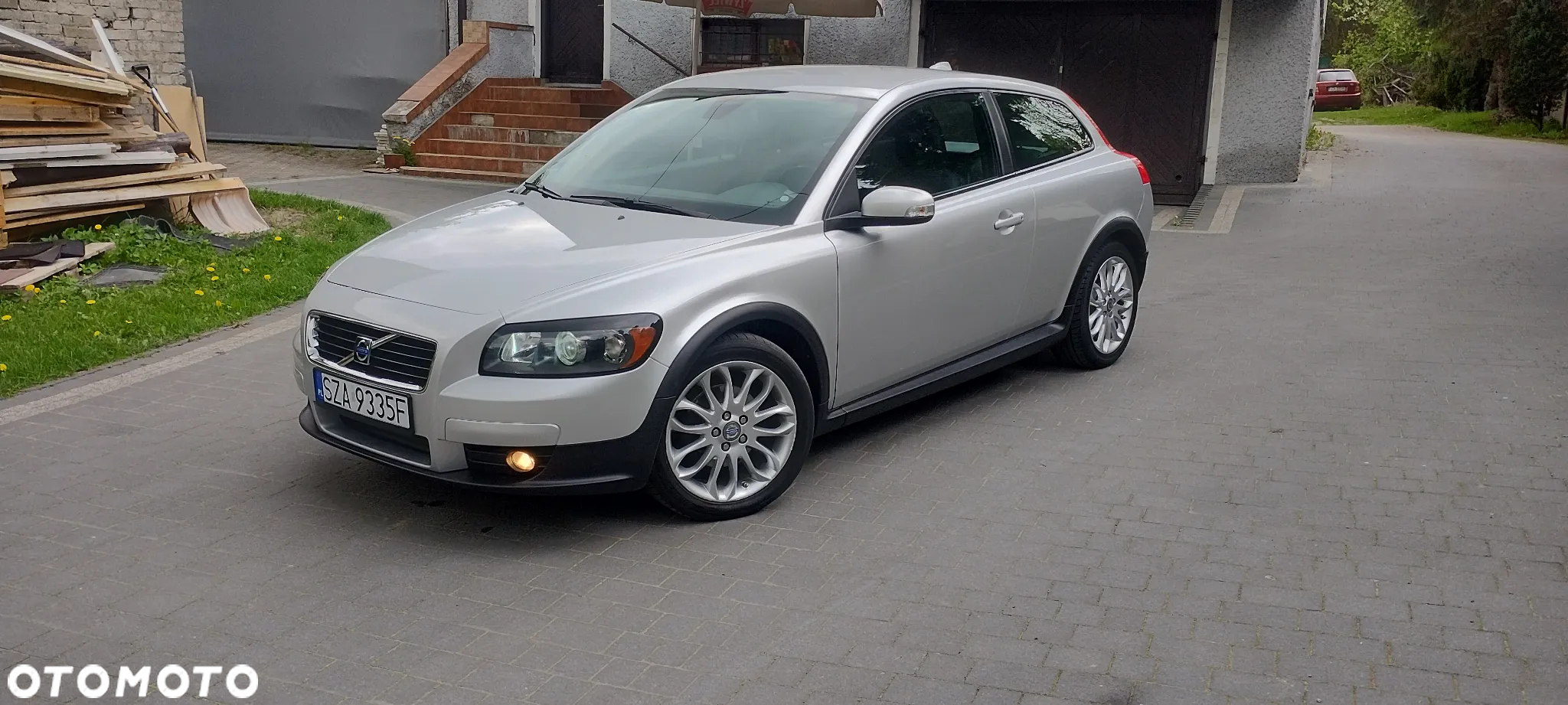 Volvo C30 D3 Momentum - 4