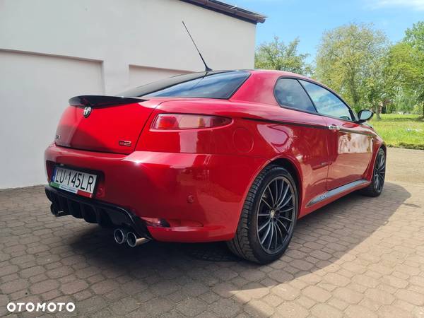 Alfa Romeo GT 3.2 24V Distinctive - 11