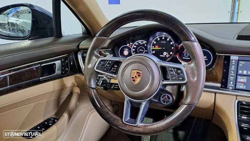 Porsche Panamera 4 E-Hybrid Executive - 11