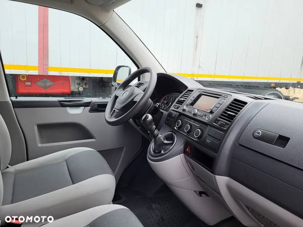 Volkswagen Transporter T5 T6 - 38