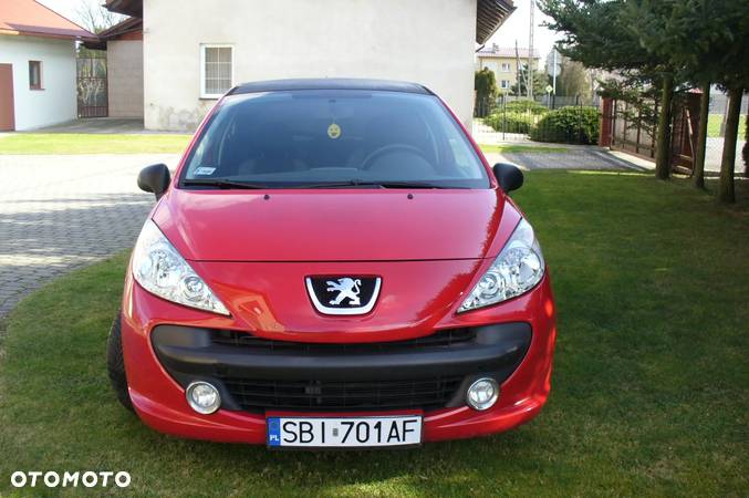 Peugeot 207 1.4 16V Trendy - 1