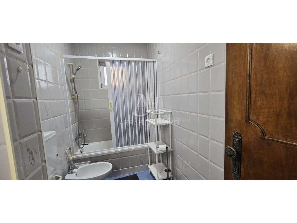 Apartamento T3 mobilado e equipado-11