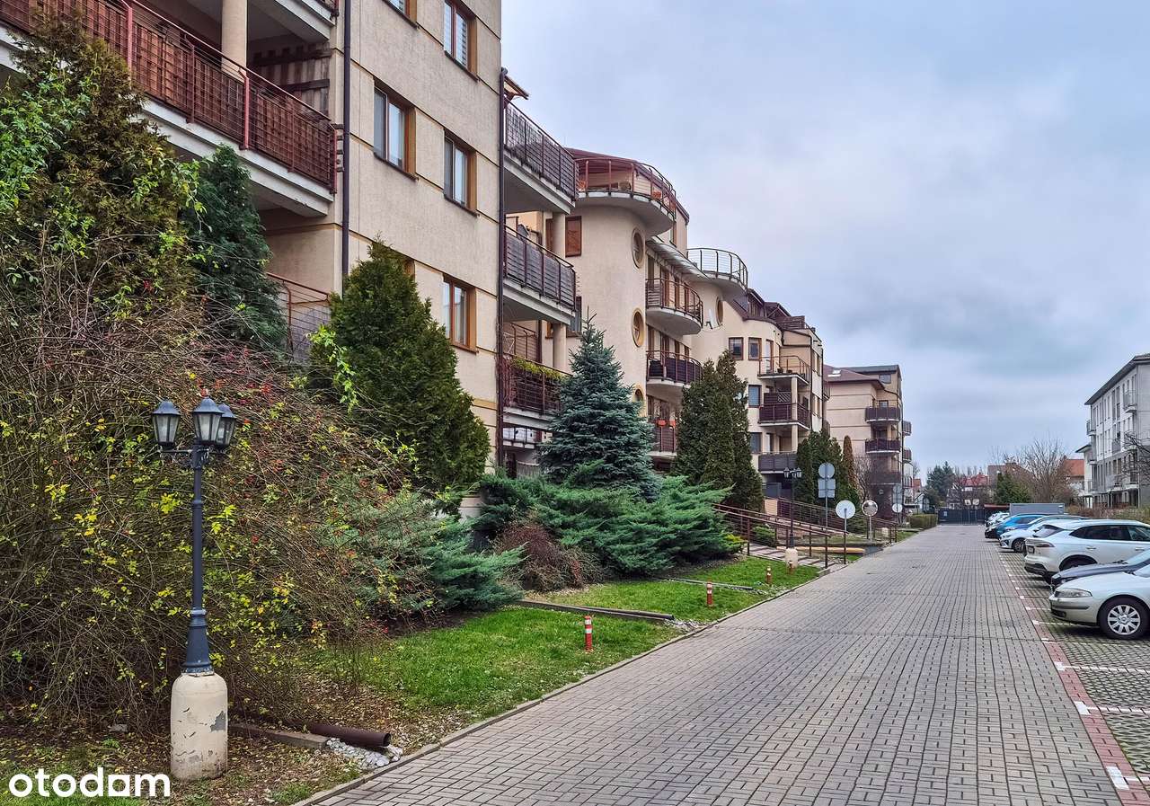 Stylowy apartament z wyjściem bezpośrednio na przestronny taras-11
