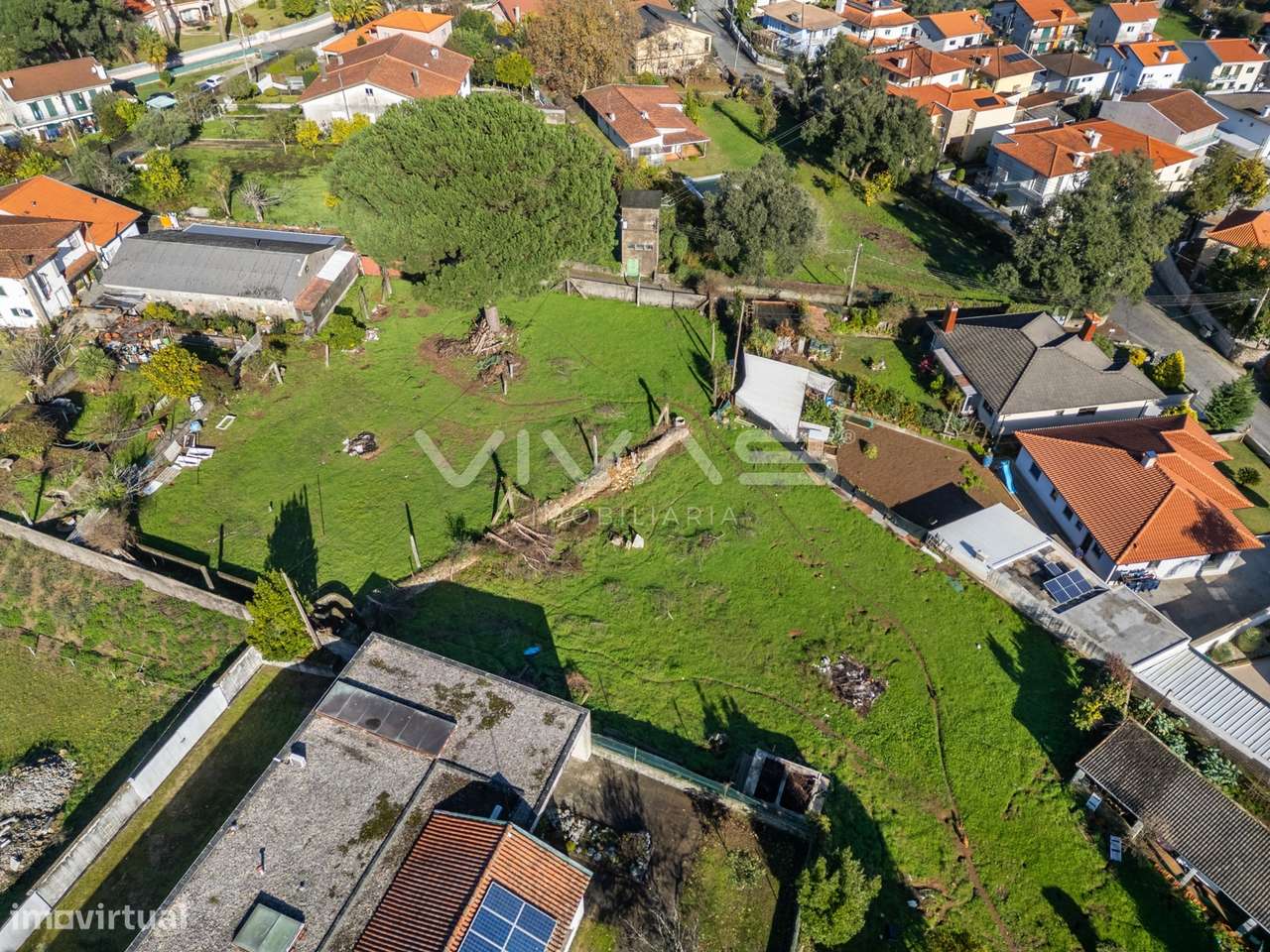 Terreno Para Construção  Venda em Merelim (São Paio), Panoias e Parada - Grande imagem: 4/14