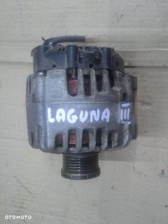 Renault Laguna III 2.0 benzyna 140KM  alternator Valeo 231000011R  TG15C123  2543592A - 1