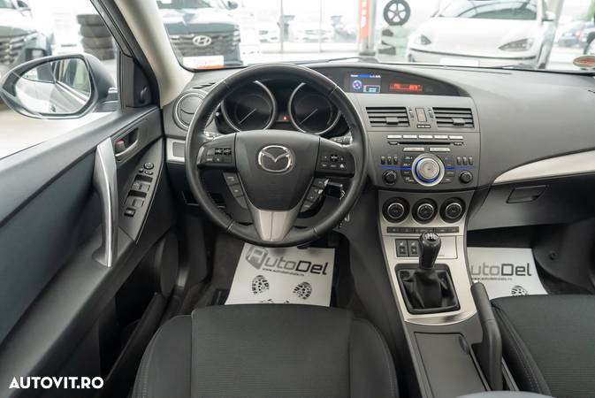 Mazda 3 1.6 Sport Active Plus - 17