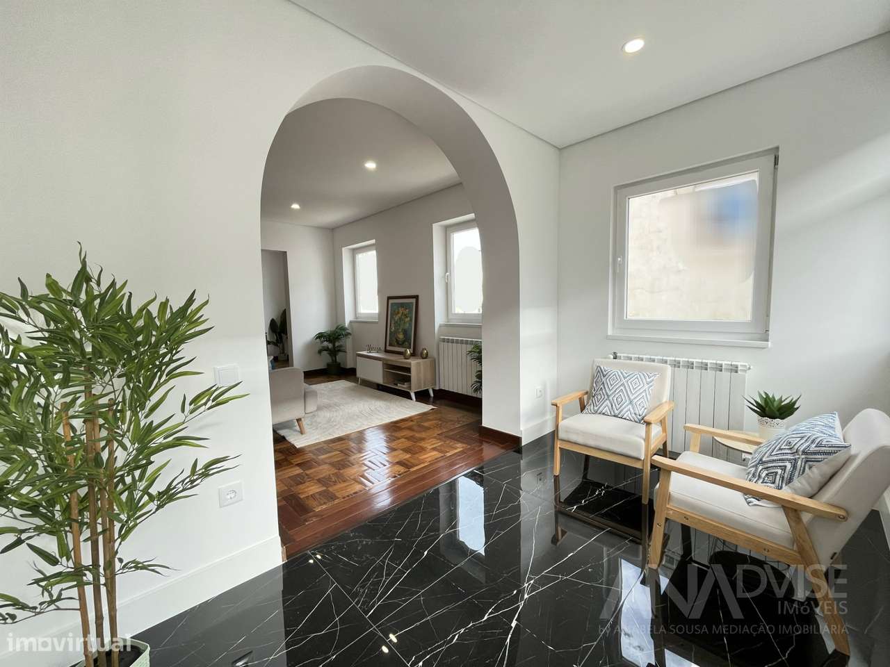 Apartamento T3 Duplex para venda no centro de Viseu - Grande imagem: 2/53