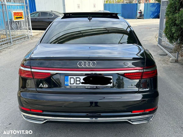 Audi A8 - 4