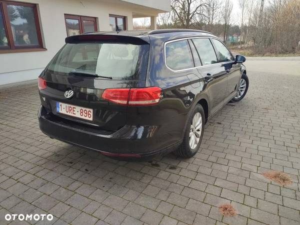 Volkswagen Passat 1.6 TDI BMT Comfortline - 22