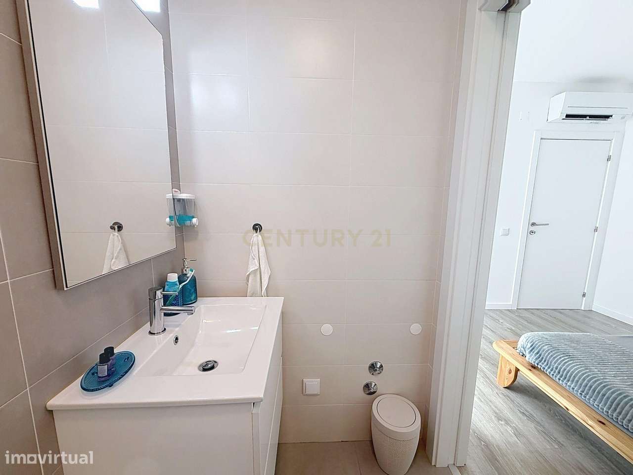 Apartamento T2 em Nazaré, Leiria - Oportunidade Única!-27
