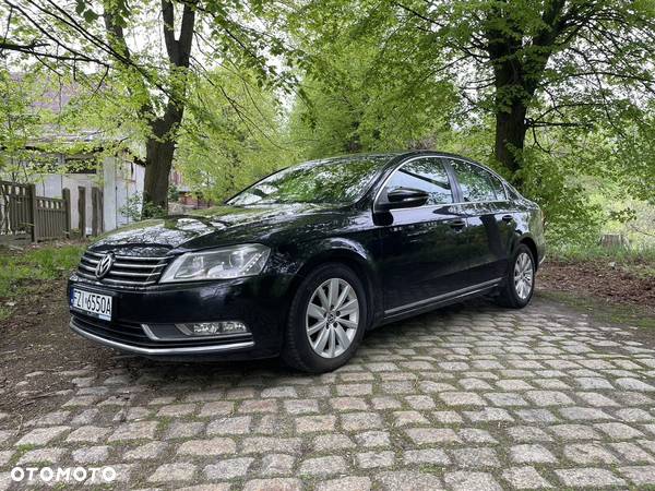 Volkswagen Passat 1.8 TSI Comfortline - 1