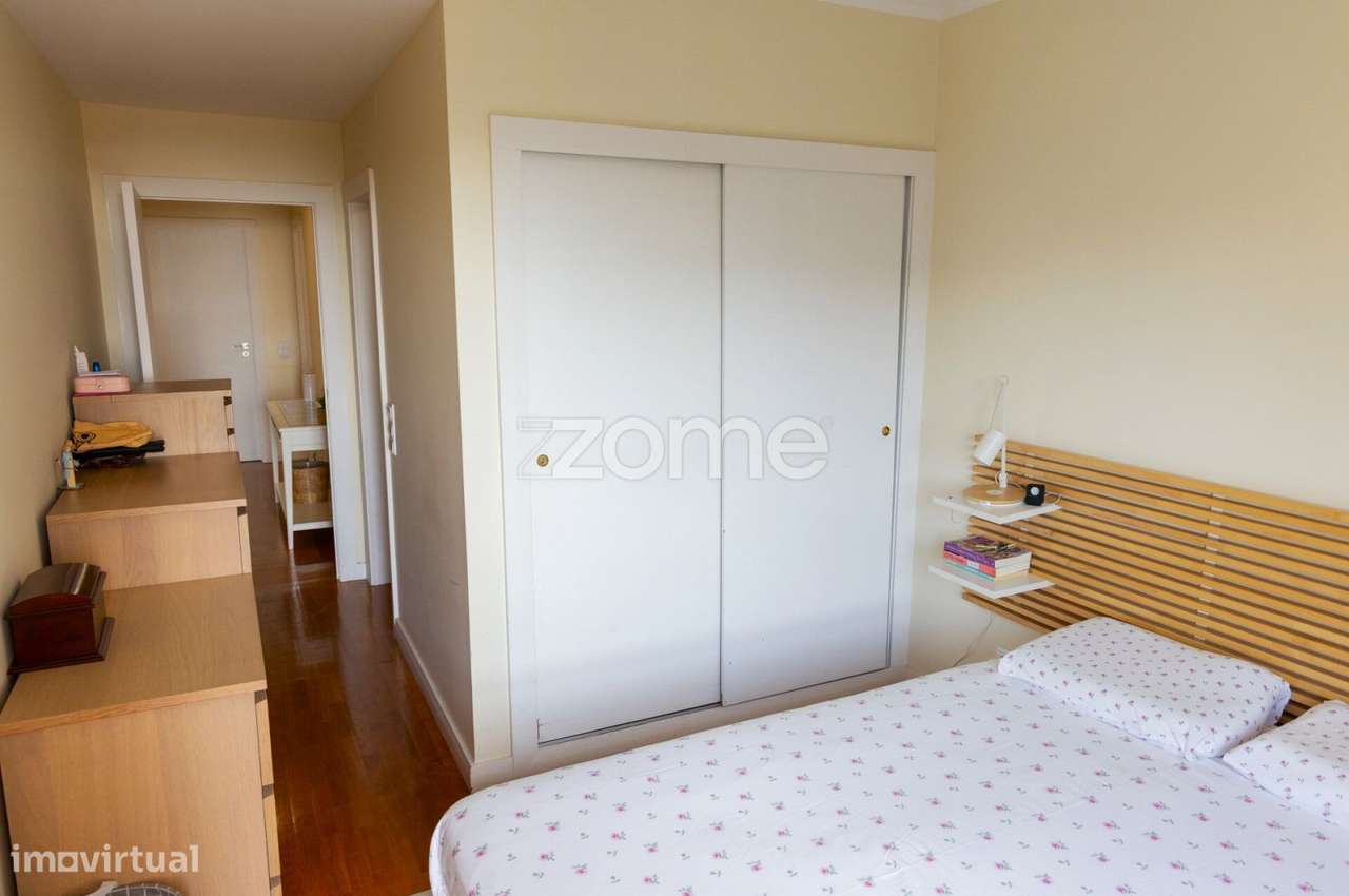 Apartamento T3 com Vista Mar nos Jardins D’Arrábida-11