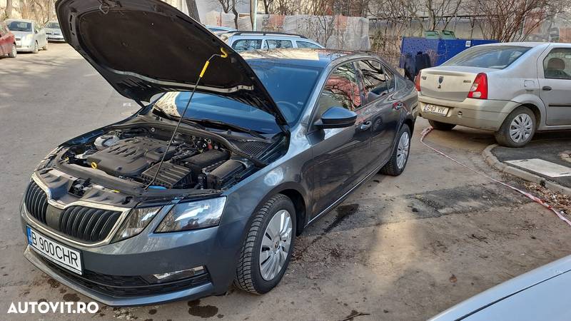 Skoda Octavia 1.6 TDI ACTIVE - 2