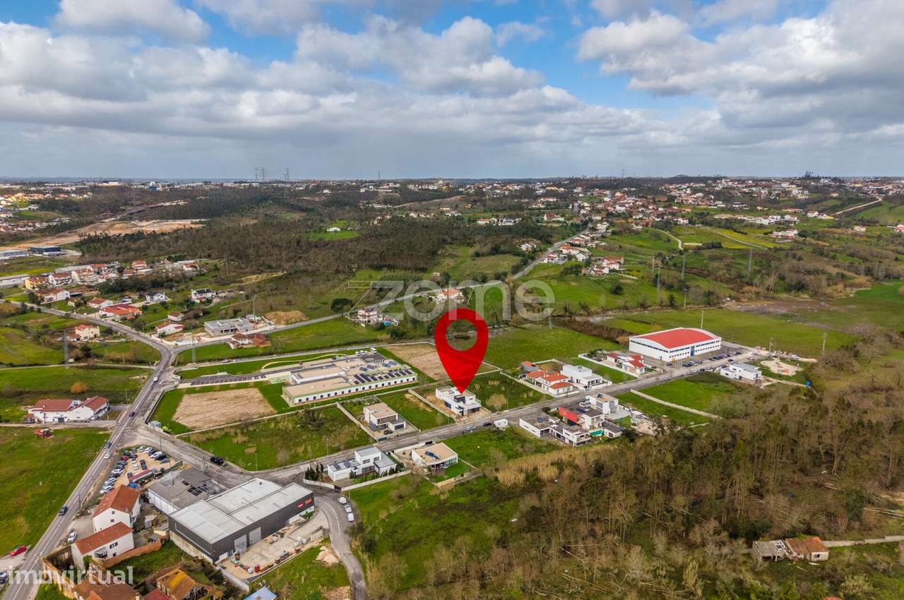 Moradia T3 - Leiria-28