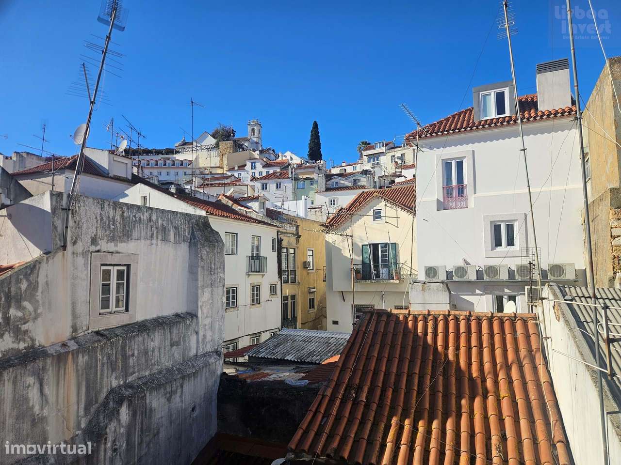 Vendo T2 para remodelação em predio totalmente remodelado-32