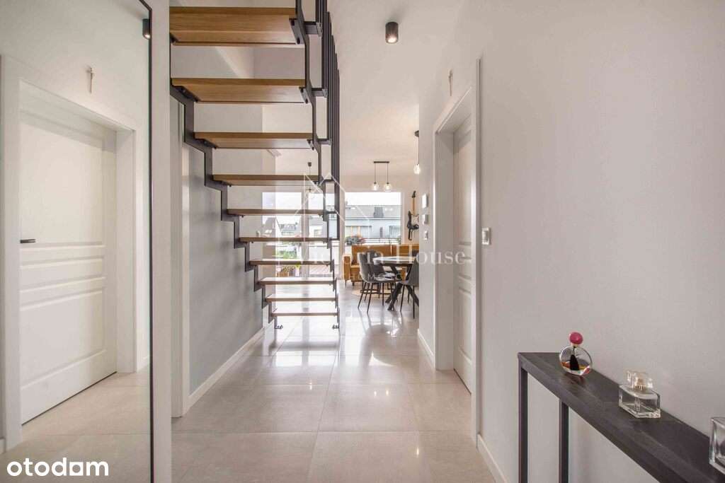 Mieszkanie 5 pokoi, 91m2+ 20m2 taras+ garaż-10