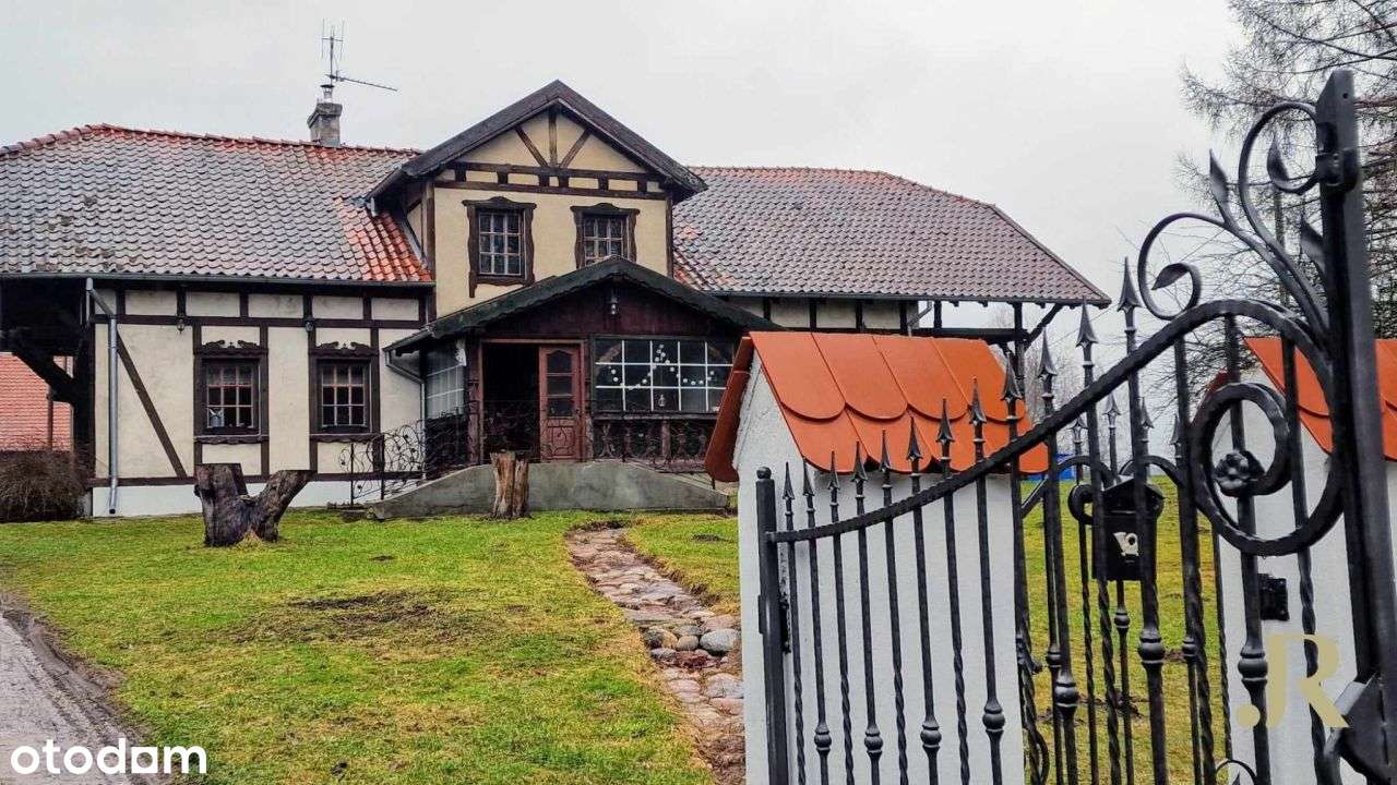 Rezydencja Mieszkalna Typu Dworskiego-15