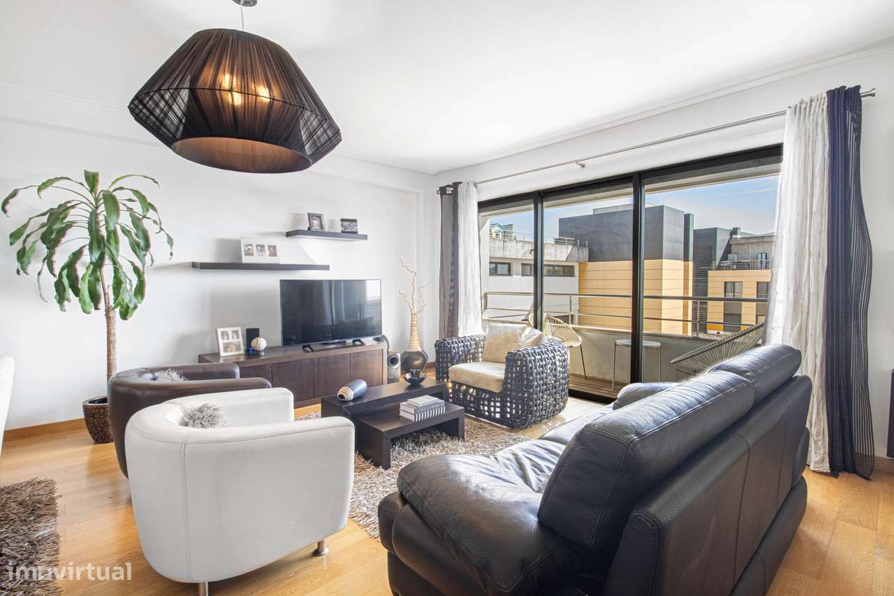 Apartamento T3 - Condomínio Luna Rio - Parque das Nações-13