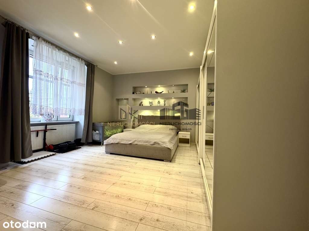 Przestronne czteropokojowe mieszkanie w centrum - Pełny obrazek: 2/19