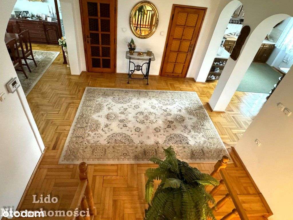 Dom w atrakcyjnej lokalizacji - Pełny obrazek: 5/20