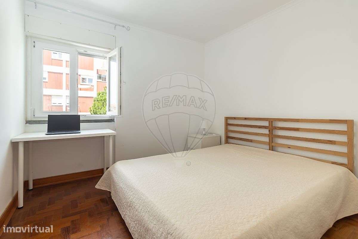 Apartamento T3 à venda em Lisboa-23