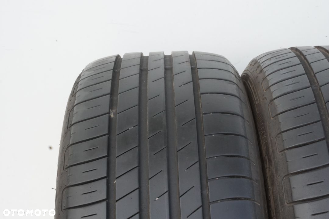 205 55 17 Run Flat Goodyear Efficient Grip - 6