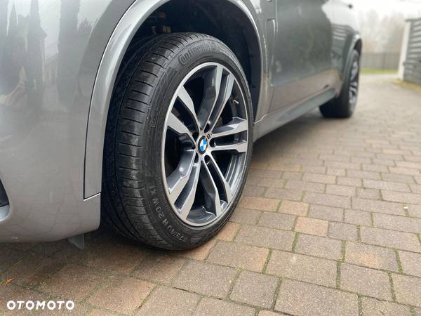 BMW X5 M M50d - 13