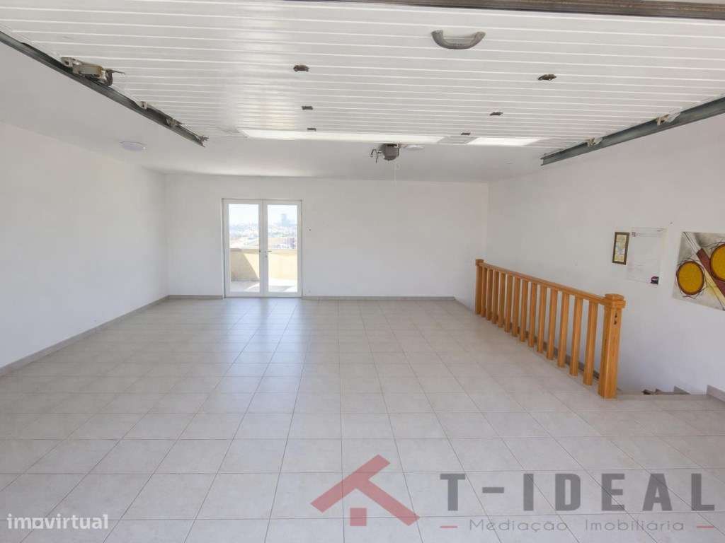 Moradia T3 próxima da Praia da Areia Branca-21