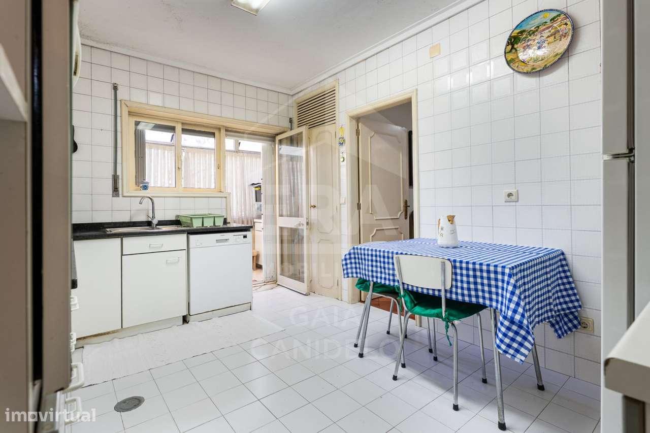 T3 Espaçoso no centro da cidade-4