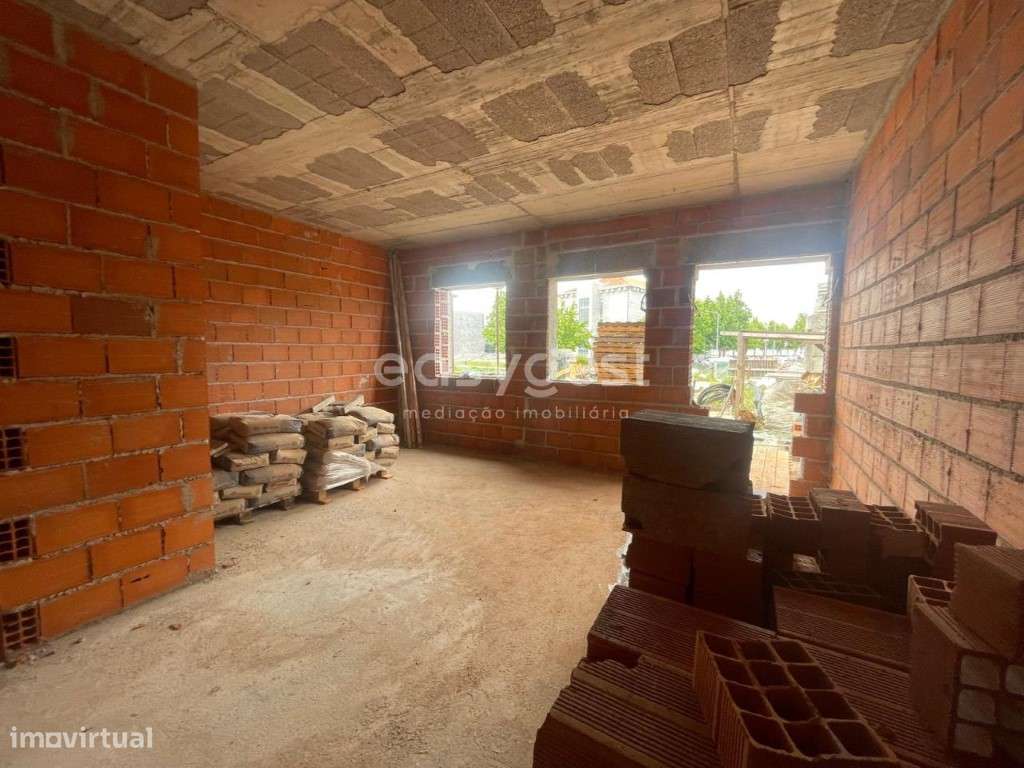 Excelente Apartamento de tipologia T3, localizado em Carregal do Sal - Grande imagem: 4/14