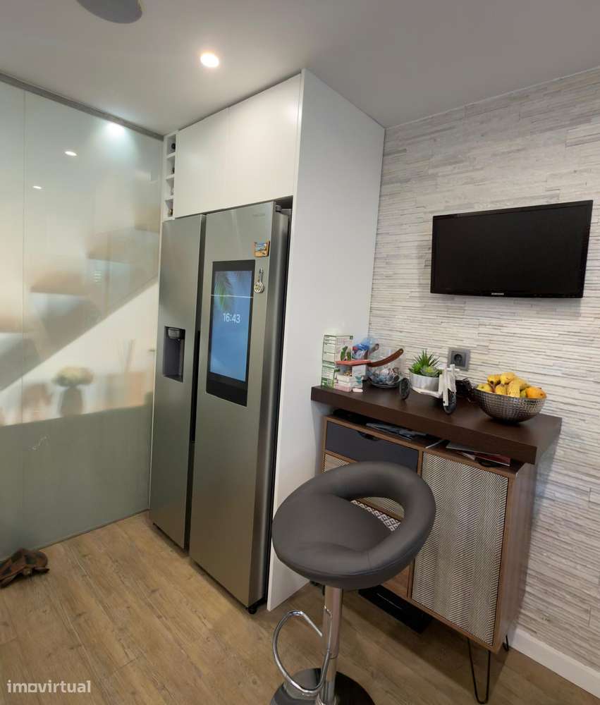 Apartamento T3 Duplex ao Monte dos Burgos-20