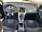 Volvo XC 60 D3 Momentum - 3