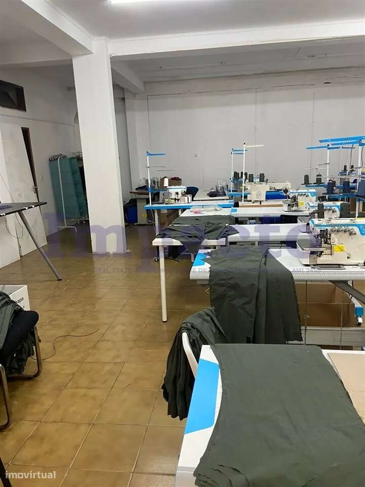 Loja em Paranhos, na cidade do Porto - Grande imagem: 2/6