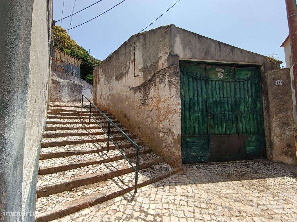 Terreno em Alenquer (Santo Estêvão e Triana) de 150,00 m2 - Grande imagem: 2/27