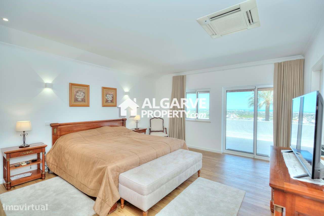 Fabulosa moradia V5 com vista de campo e mar perto de Vilamoura e da p - Grande imagem: 4/59