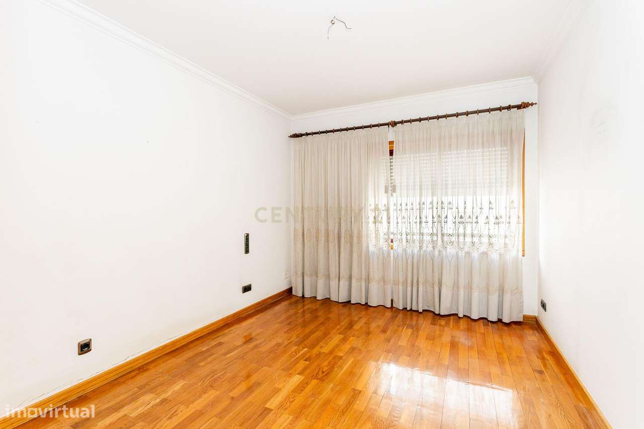 Excelente apartamento T3 na Venteira - Amadora-9